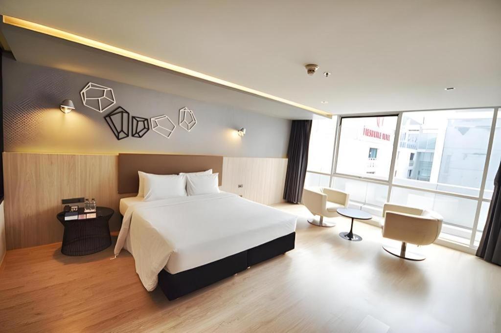The Heritage Silom Hotel Bangkok Luaran gambar