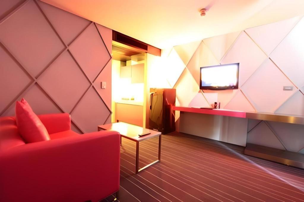 The Heritage Silom Hotel Bangkok Luaran gambar