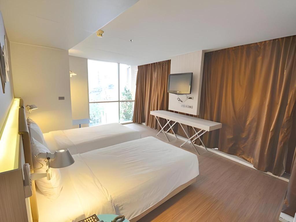 The Heritage Silom Hotel Bangkok Luaran gambar